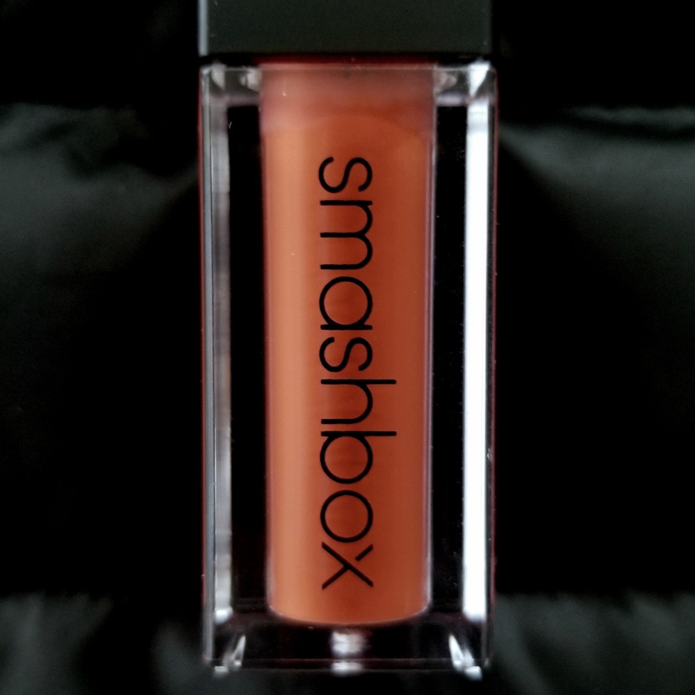 Smashbox Always On Matte Liquid Lipstick
Out Loud